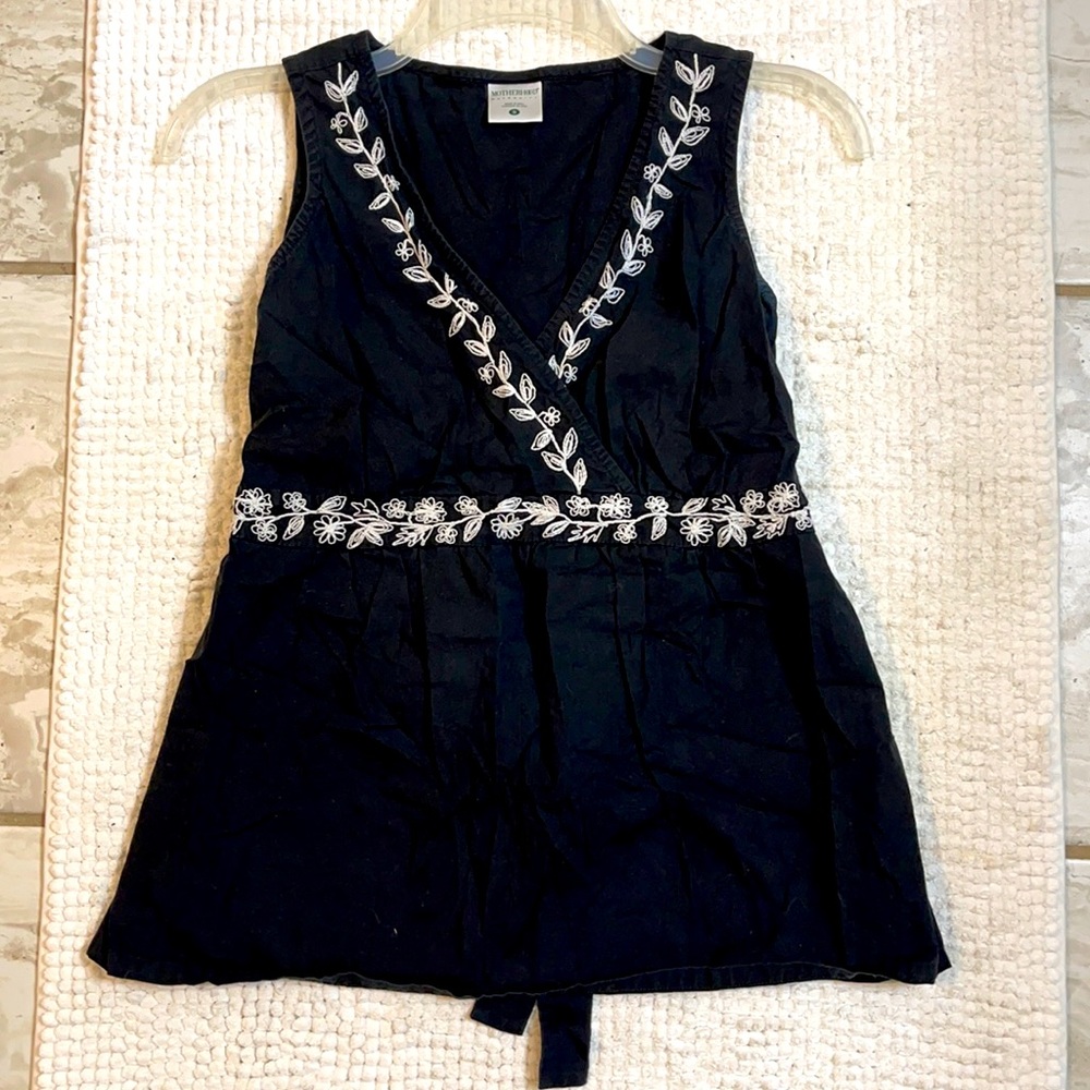 Motherhood maternity tank